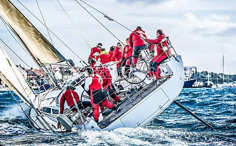 精英风采：顶级运动背后的时尚背心设计